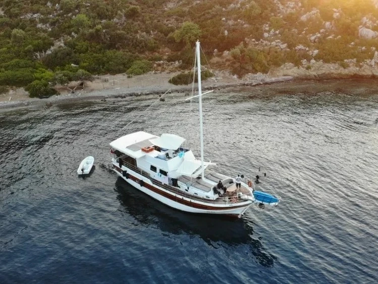 Custom Made Custom made de alquiler a Marmaris