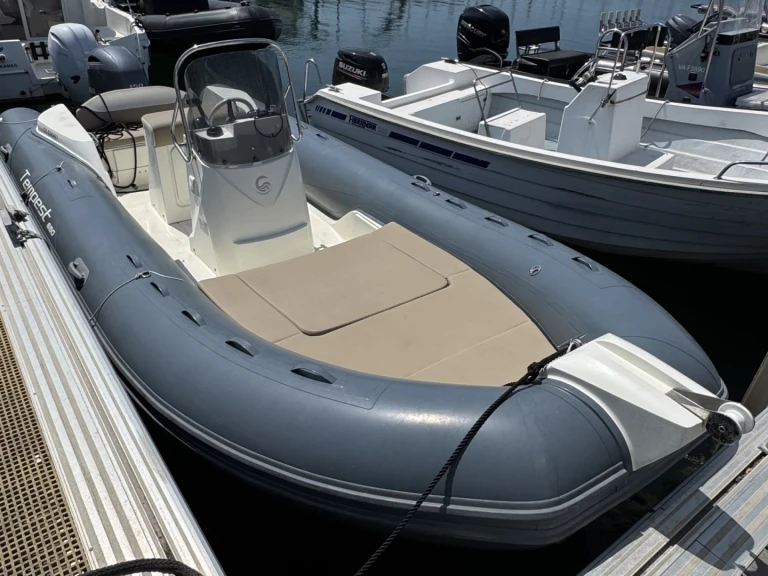 Alquiler Neumática en La Forêt-Fouesnant - Capelli Tempest 650