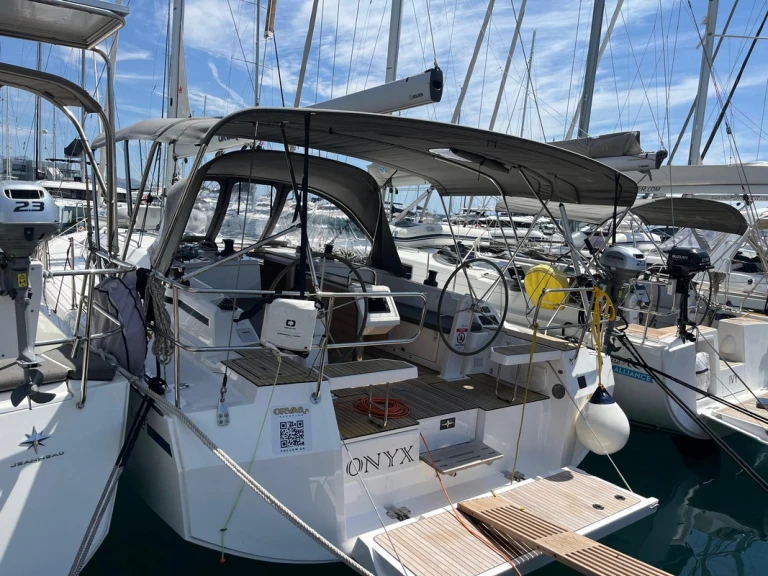 Alquiler de Velero, con o sin patrón Bavaria Kaštela