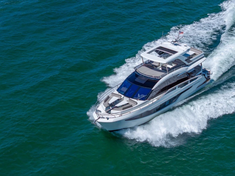 Galeon Don't Tell MOM de alquiler a Miami