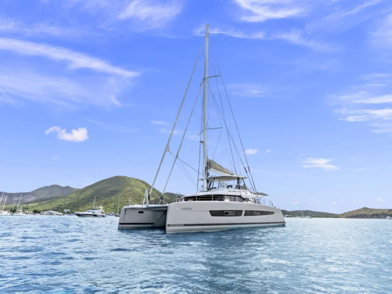 Alquiler Yate de lujo Fountaine Pajot con o sin  título de navegación