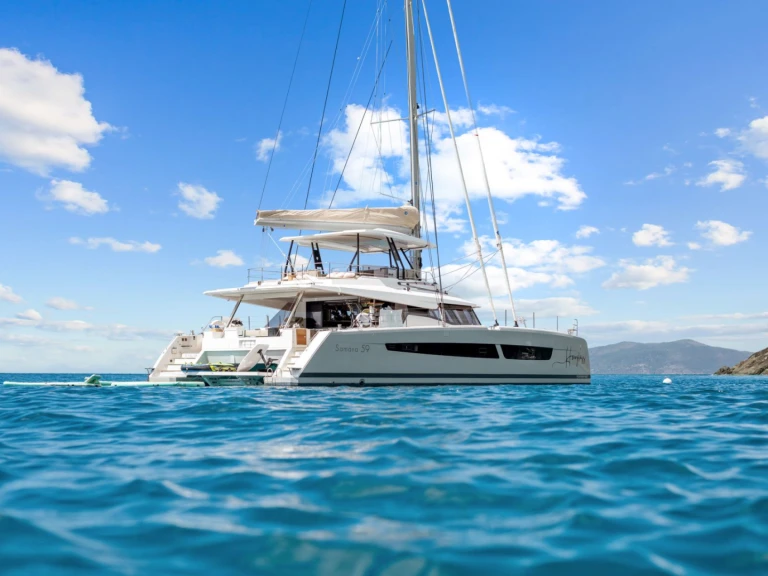 Alquiler de Yate de lujo, con o sin patrón Fountaine Pajot Islas Vírgenes Británicas
