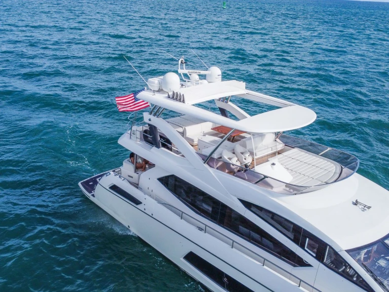 Alquiler de Sunseeker Asha en Miami