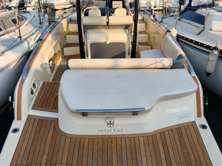 Alquiler Yate de lujo en Mandelieu-la-Napoule - Invictus  Invictus 280 TT