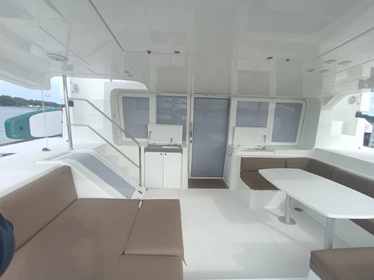 Alquiler Catamarán en Mai Khao - Lagoon Lagoon 52 F