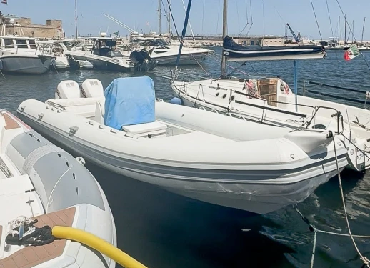 Alquiler Neumática en Bari - Sacs Strider 11