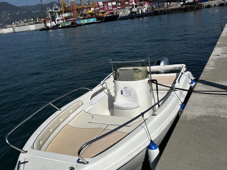 Alquiler de embarcaciones Bellingardo Ghost 5,50 enLa Spezia en Samboat