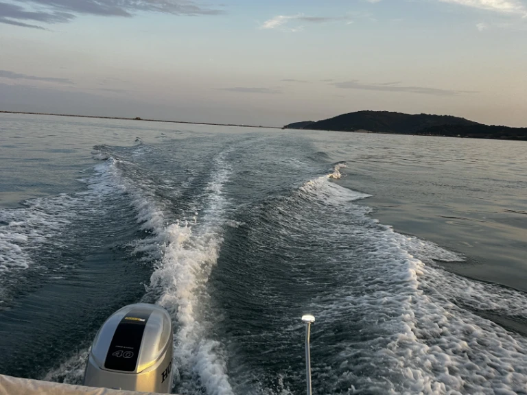 Alquiler Lancha en La Spezia - Bellingardo Ghost 5,50