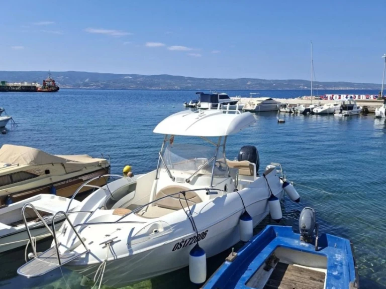 Alquiler Lancha en Poljica - Quicksilver Quicksilver 720 Commander