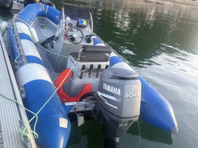 Alquiler de barcos Quiberon barato de Narwhal HD 580