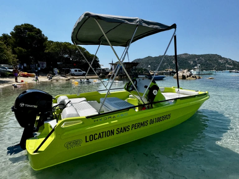Alquiler de Rotonautica  Hydra 4,60 en Santa Giulia