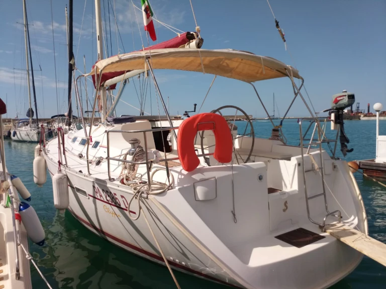 Alquiler de barcos Castellammare del Golfo barato de Oceanis 393 Clipper