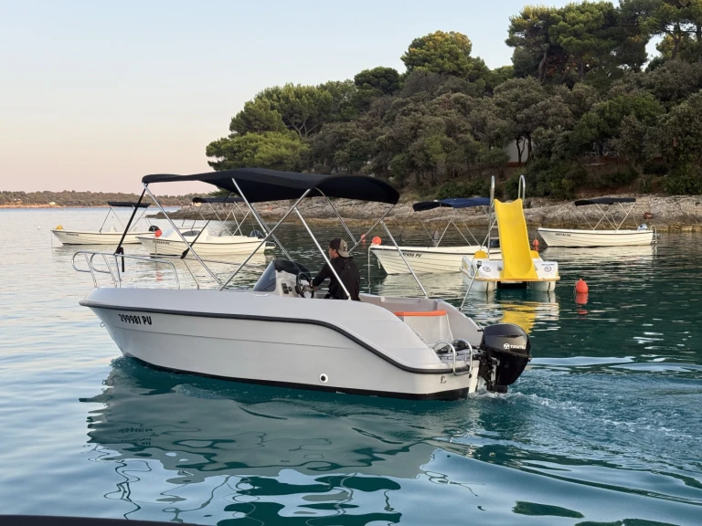 Alquiler Lancha en Pula - sport-mare Luka