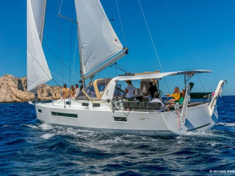 Alquiler de embarcaciones Jeanneau Sun Loft 47 enAnse Marcel en Samboat