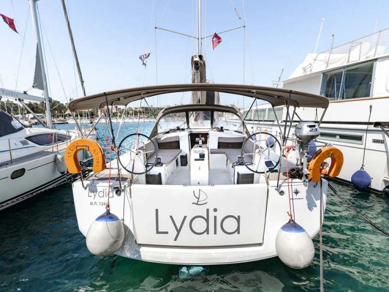 Jeanneau Sun Odyssey 490 de alquiler a Néa Péramos