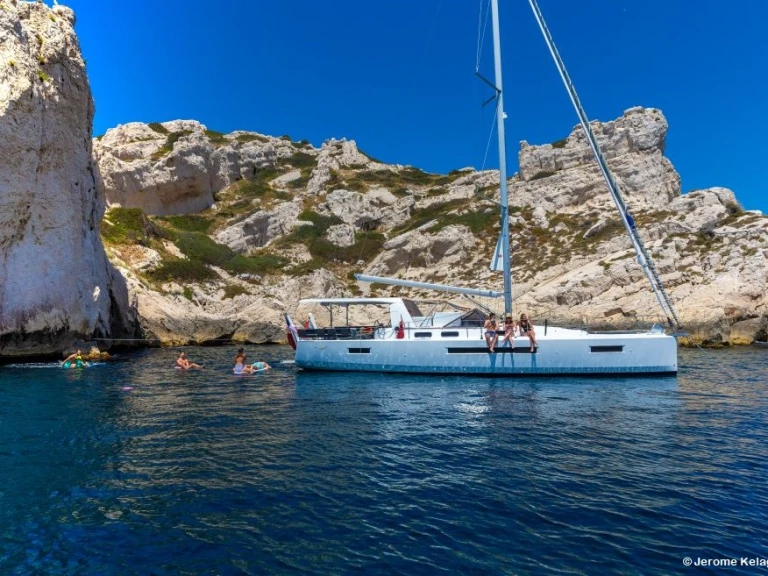 Alquiler de Velero, con o sin patrón Jeanneau Anse Marcel