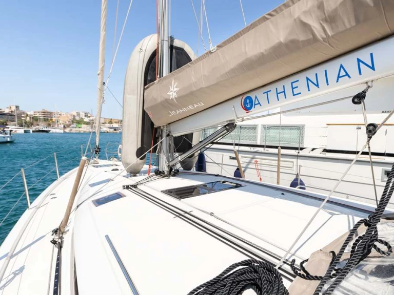 Velero para alquilar Néa Péramos al mejor precio