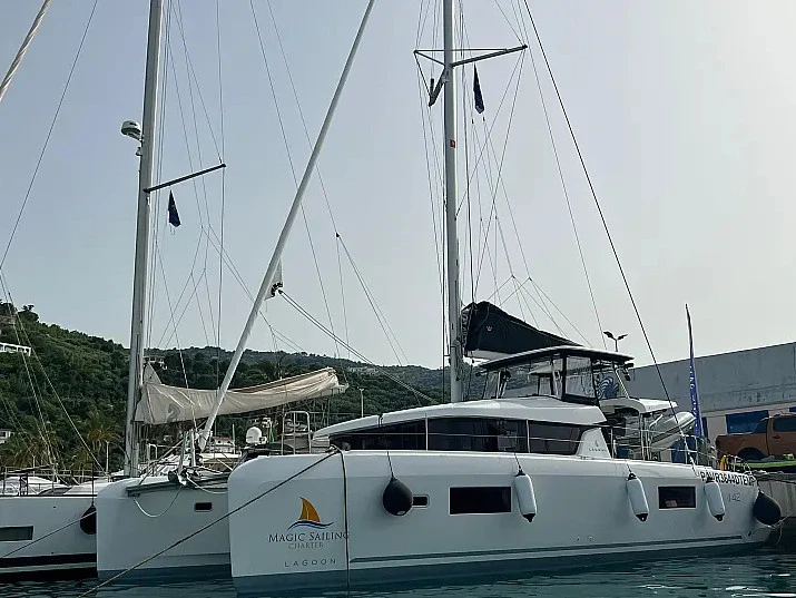 Alquiler de Catamarán, con o sin patrón Lagoon Castellammare del Golfo