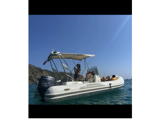 Alquiler de Neumática, con o sin patrón Capelli Cavalaire-sur-Mer