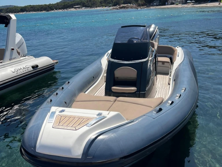 Alquiler de Lomac Adrenalina 7.0 en Golfe de Pinarellu