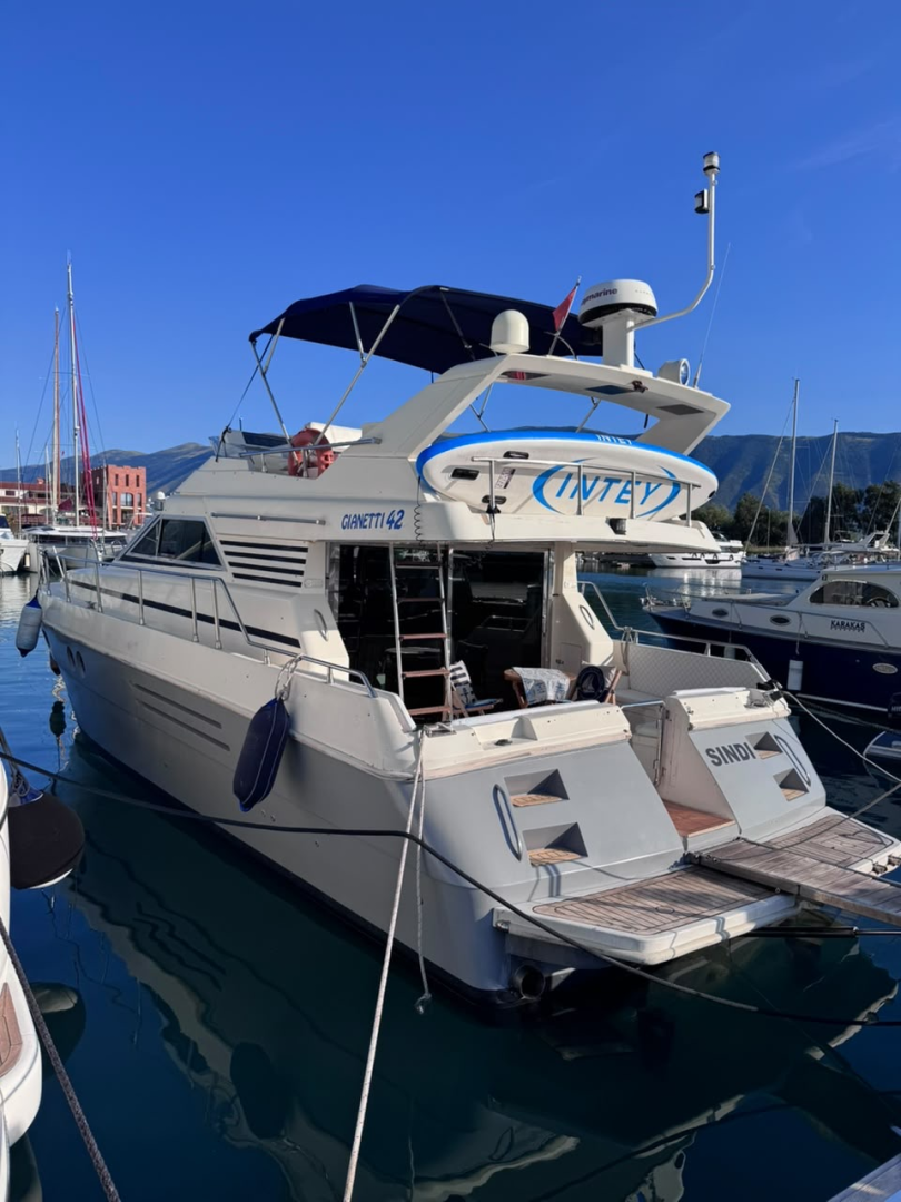 Alquiler Lancha en Rrethi i Vlorës - Ferretti Altura 39
