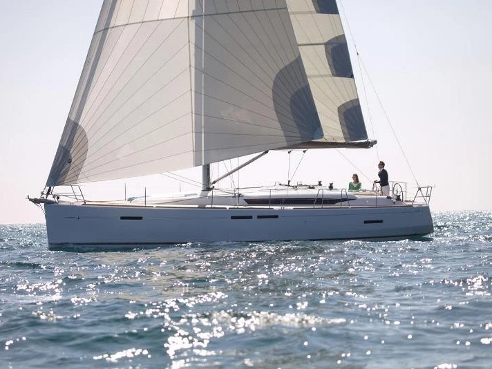 Jeanneau Sun Odyssey 449 de alquiler a Gouviá