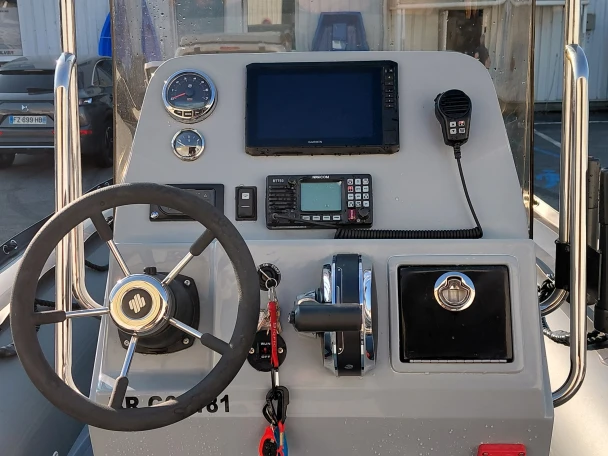 Alquiler de embarcaciones 3D Tender 3D Tender 650 Patrol enCarantec en Samboat