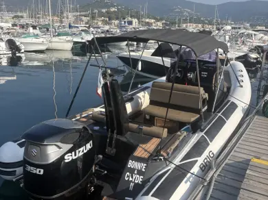 Alquiler de embarcaciones Brig Eagle 8 enCavalaire-sur-Mer en Samboat