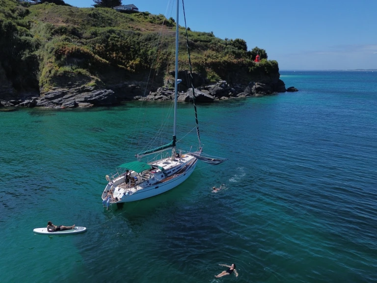 Alquiler de barcos Île de Groix barato de Sun Kiss 47