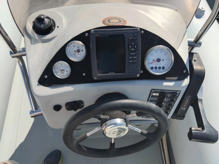 Alquiler Cagliari - Joker Boat Coaster 515 en SamBoat