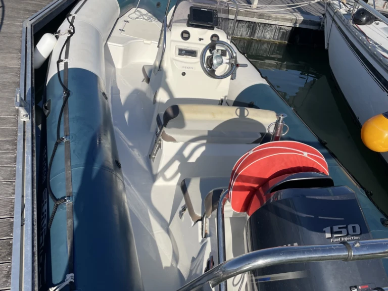 Alquiler de Bombard Sunrider 650 en La Rochelle