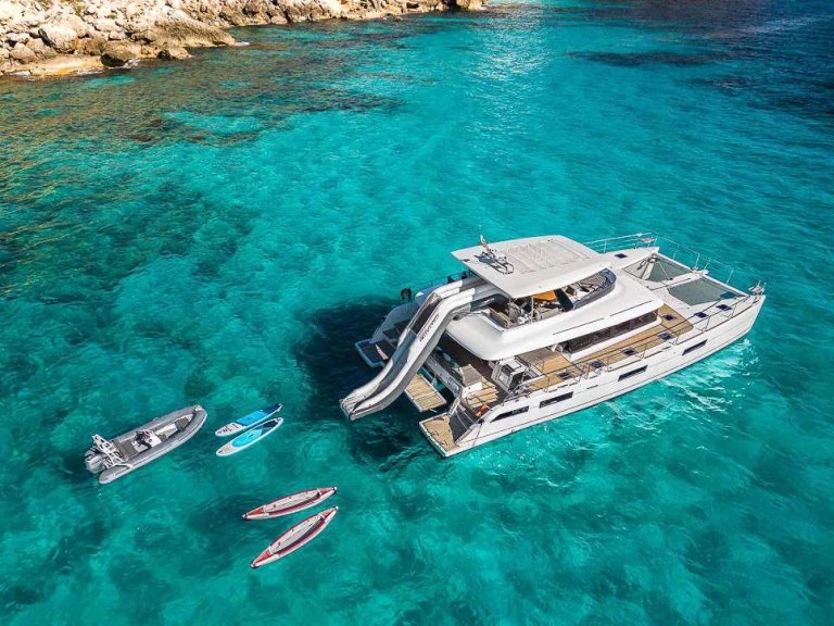 Alquiler de embarcaciones Lagoon Lagoon 630 Motor Yacht enIbiza (Ciudad) en Samboat