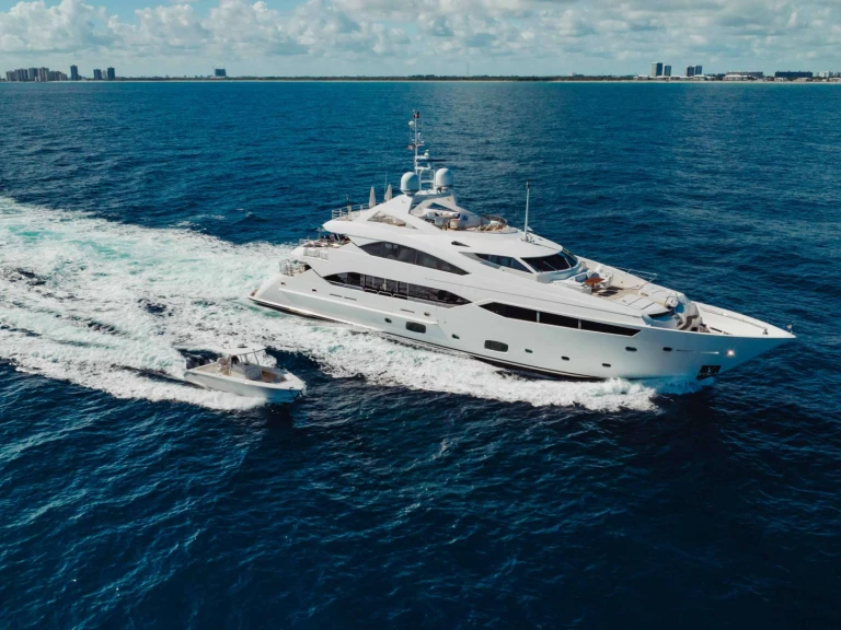 Alquiler Yate de lujo Sunseeker con o sin  título de navegación