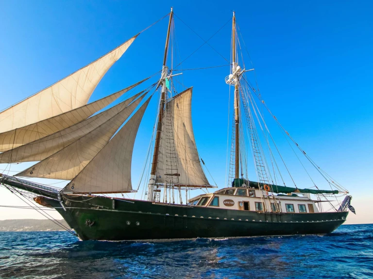 Custom Gulet-Motor Sailor ARKTOS de alquiler a Atenas