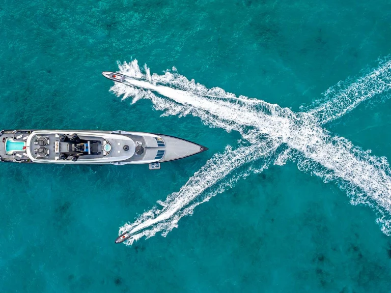 Alquiler Nápoles - ISA, RODRIGUEZ GROUP ITALY OKTO en SamBoat