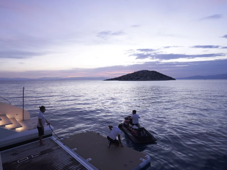 Alquiler de Yate de lujo, con o sin patrón Lagoon Atenas