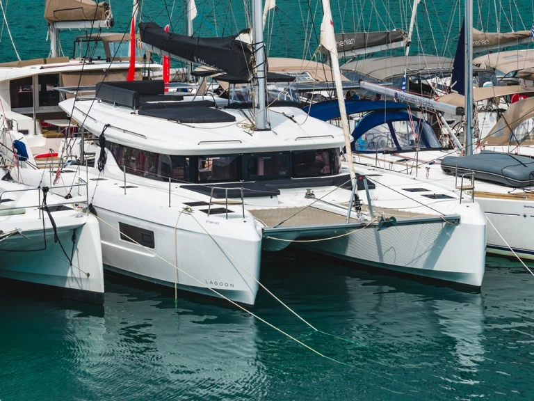 Alquiler de Catamarán, con o sin patrón Lagoon Benítses