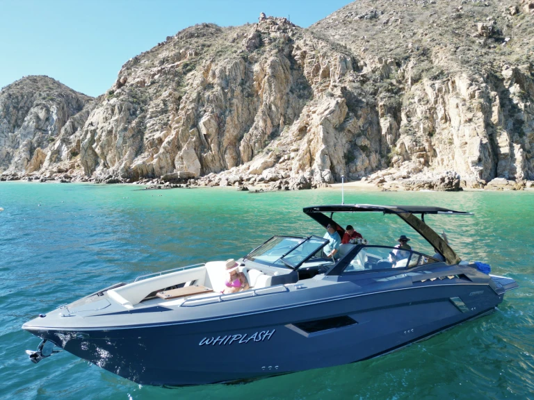 Alquiler Lancha en Cabo San Lucas - Cruisers 350 Sundancer