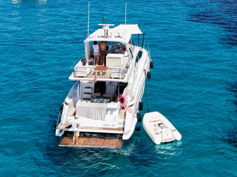 Azimut Azimut 50 Fly de alquiler a Golfe-Juan