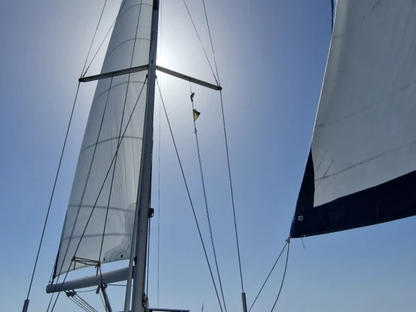 Velero para alquilar Arzal al mejor precio
