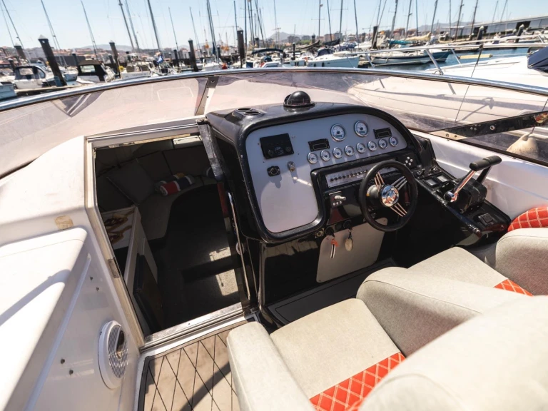 Alquiler de embarcaciones Sunseeker Tomahawk 37 enVigo en Samboat