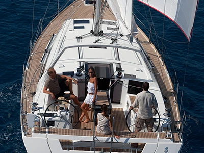 Velero para alquilar Ajaccio al mejor precio