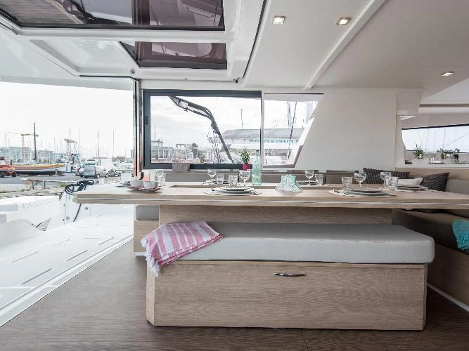 Alquiler Catamarán 15 con o sin  título de navegación