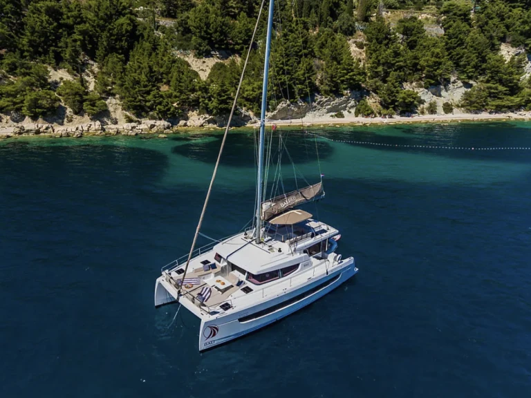 Alquiler de barcos Athens Marina barato de Bali 4.8
