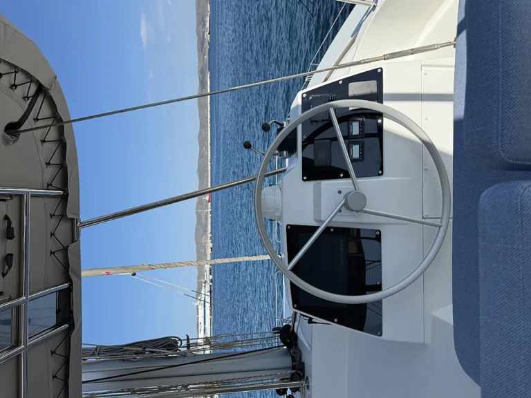 Alquiler Catamarán Bali con o sin  título de navegación