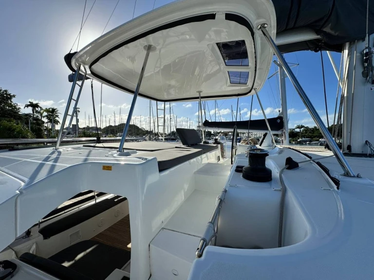 Catamarán para alquilar Pianottoli-Caldarello al mejor precio