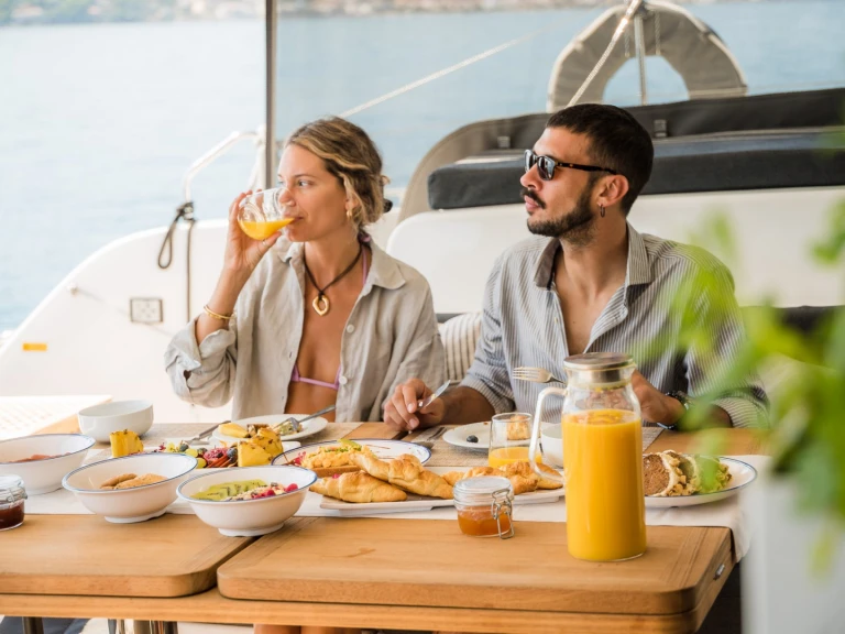 Alquiler Athens Marina - Lagoon Lagoon 52 en SamBoat