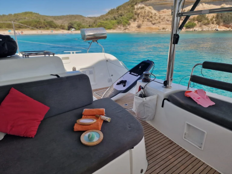 Alquiler Catamarán Lagoon con o sin  título de navegación