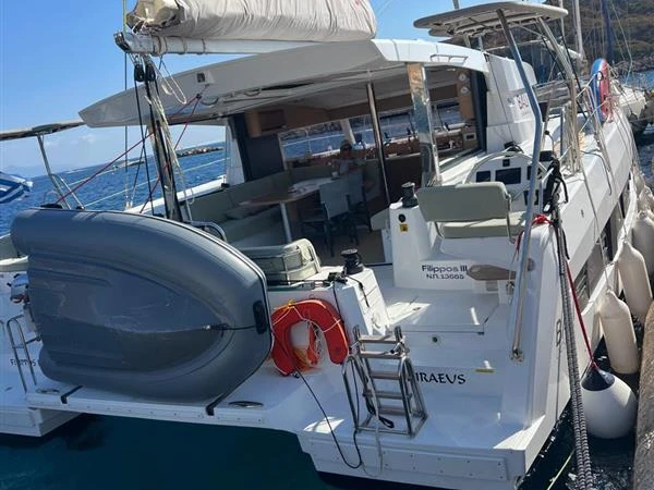 Alquiler Catamarán Bali con o sin  título de navegación