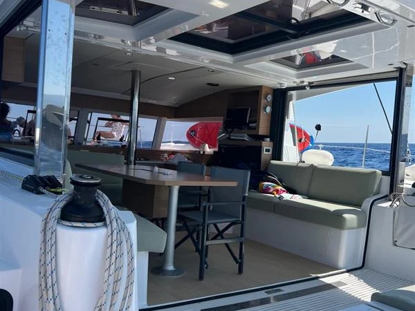 Catamarán para alquilar Neo Klima al mejor precio